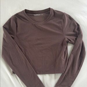 Abercrombie brown soft long sleeve cropped